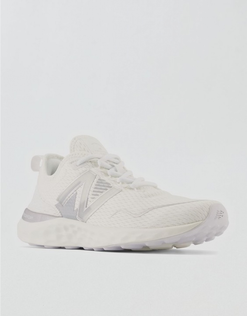 Aerie Fresh Foam Roav Sneakers White | 6892ISFTP