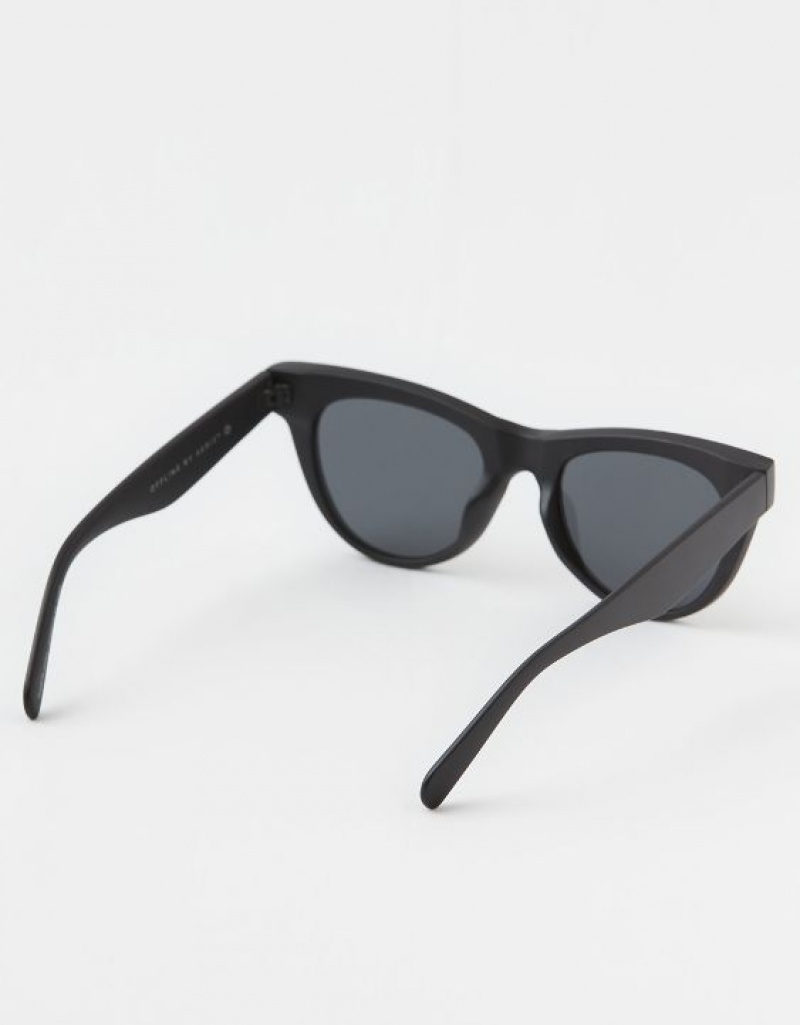 Aerie OFFLINE By Cateye Sunglasses Black | 9017IPXYA